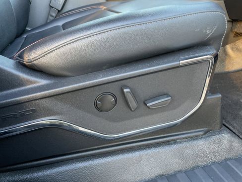 Used 2024 Ford F250 Lariat w/ FX4 Off-Road Package image 50