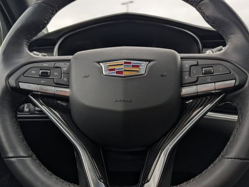 Used 2024 Cadillac XT6 Sport w/ Technology Package image 41