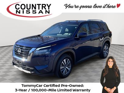 Used 2025 Nissan Pathfinder SL