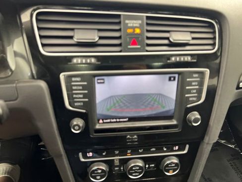 Used 2017 Volkswagen GTI Autobahn FWD image 18