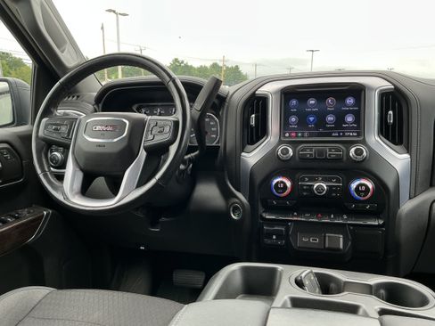 Used 2020 GMC Sierra 1500 Elevation w/ Elevation Value Package AWD/4WD image 7