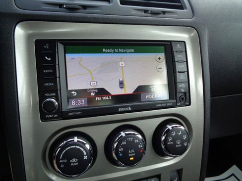 Used 2013 Dodge Challenger SRT8 w/ Harman Kardon Audio Group RWD image 15