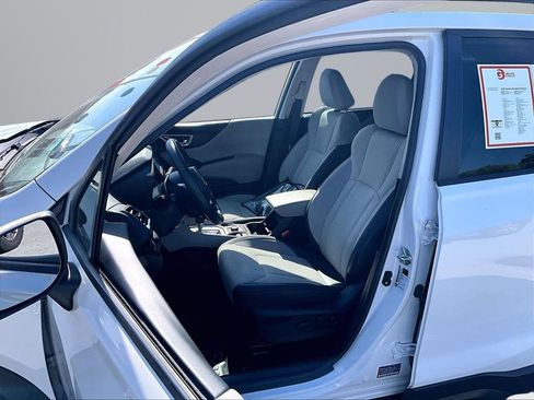 Used 2023 Subaru Forester Premium AWD/4WD image 26