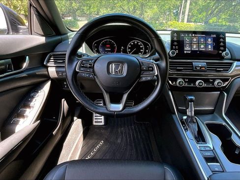 Used 2022 Honda Accord Sport image 8