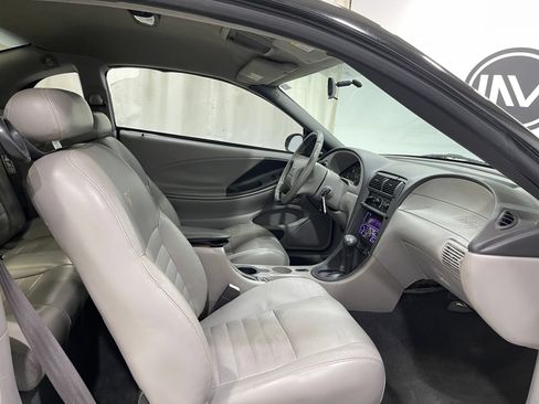 Used 2003 Ford Mustang GT RWD image 27