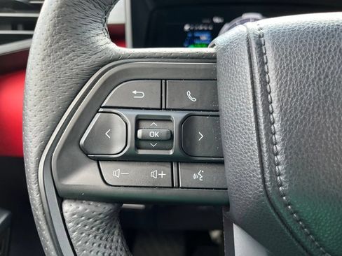 Used 2025 Toyota Tundra TRD Pro AWD/4WD image 32