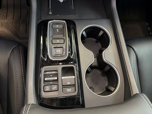 Used 2025 Honda Pilot Touring image 27