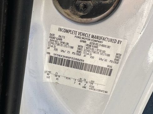 Used 2015 Ford F350 XL w/ Power Equipment Group image 18