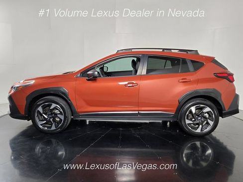 Used 2024 Subaru Crosstrek 2.5i Limited w/ Crosstrek Mirror Package AWD/4WD image 3