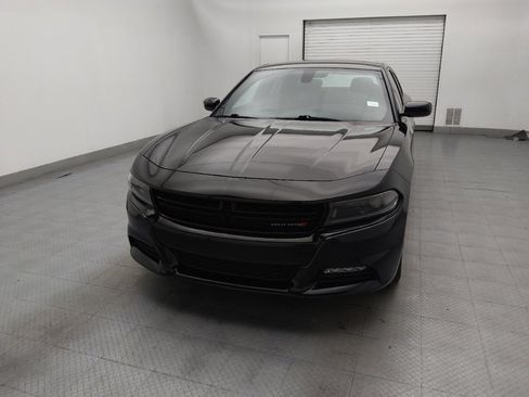 Used 2022 Dodge Charger SXT w/ Driver Convenience Group image 15