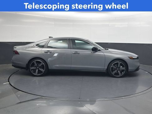 Certified 2025 Honda Accord Sport image 3
