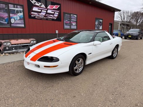 Used 1997 Chevrolet Camaro Z28 w/ Preferred Equipment Group 2 RWD image 3