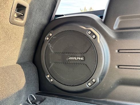 Used 2023 Jeep Wrangler Unlimited AWD/4WD image 12