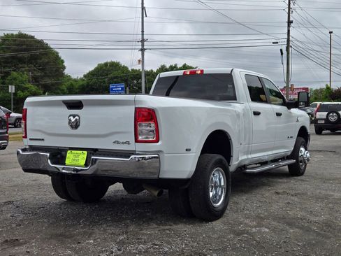 Used 2024 RAM 3500 Big Horn AWD/4WD image 4
