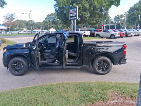 Used 2023 Chevrolet Silverado 1500 RST AWD/4WD image 20
