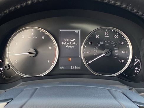 Used 2024 Lexus IS 300 300 w/ Premium Package image 32