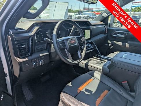 Used 2026 GMC Sierra 2500 AT4 w/ Technology Package AWD/4WD image 14