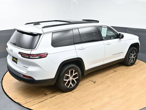 Used 2024 Jeep Grand Cherokee L Limited w/ Luxury Tech Group II image 50