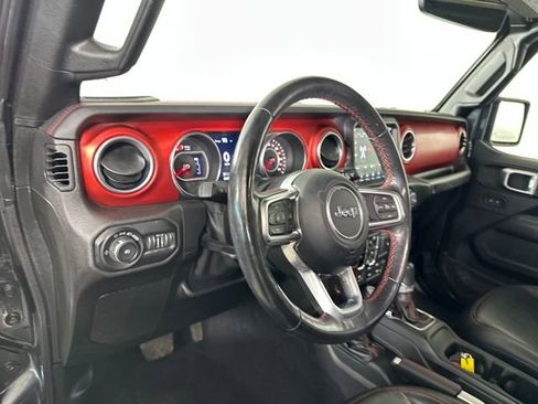 Used 2019 Jeep Wrangler Unlimited Rubicon AWD/4WD image 12