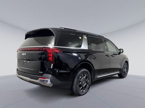 New 2026 Kia Carnival SX FWD image 7