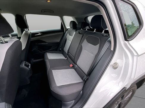 Used 2023 Volkswagen Taos S FWD image 21