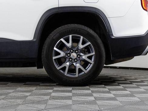 Certified 2023 GMC Acadia SLT image 45