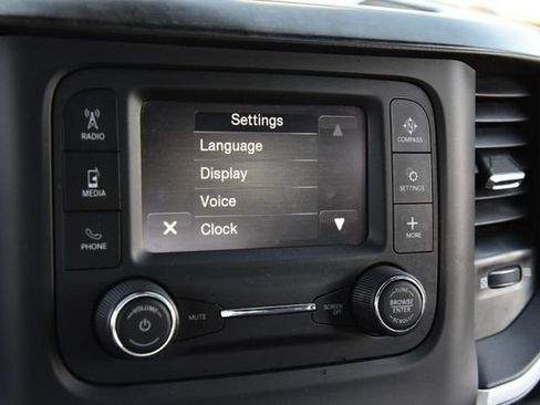 Used 2022 RAM 1500 Big Horn AWD/4WD image 14