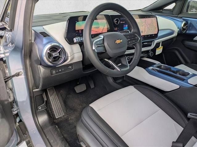 New 2026 Chevrolet Equinox EV LT AWD/4WD image 3