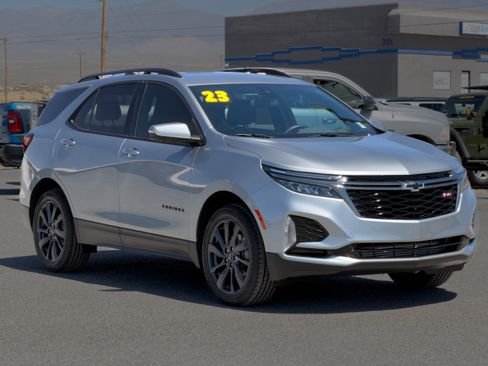 Used 2023 Chevrolet Equinox RS w/ RS Leather Package AWD/4WD image 7
