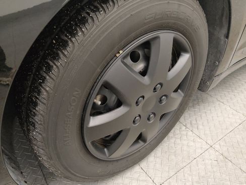 Used 2020 Hyundai Elantra SE image 31