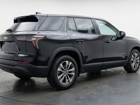 Used 2025 Chevrolet Equinox LT image 9