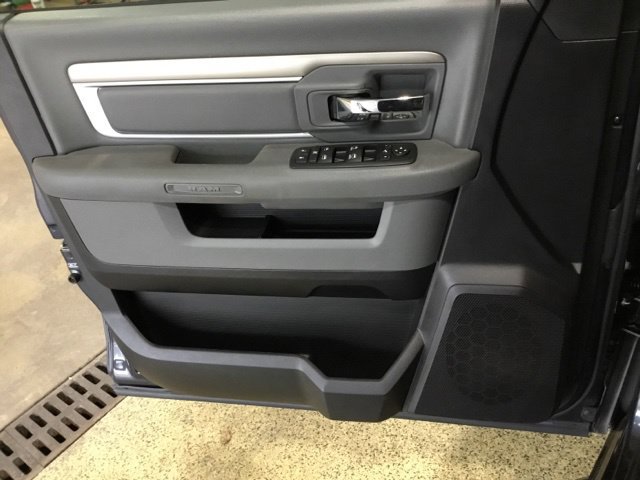 Used 2016 RAM 1500 Outdoorsman AWD/4WD image 32