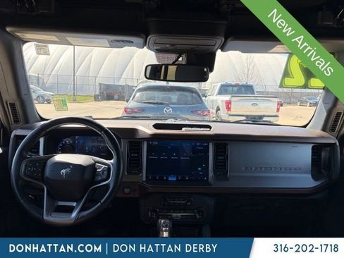 Used 2022 Ford Bronco Outer Banks image 8