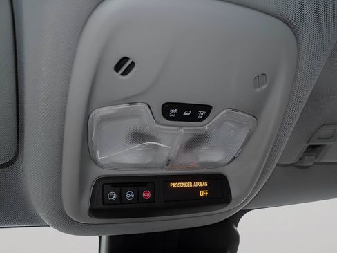 Used 2023 Chevrolet TrailBlazer LT w/ Convenience Package FWD image 33