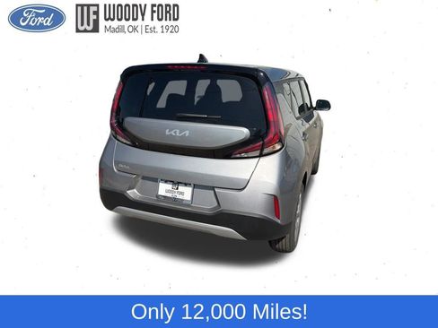 Used 2025 Kia Soul LX w/ LX Technology Package FWD image 4