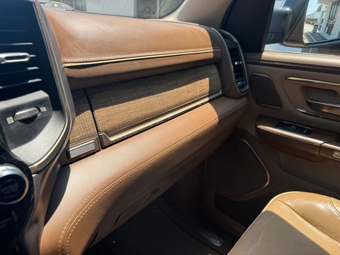 Used 2019 RAM 1500 Limited RWD image 16