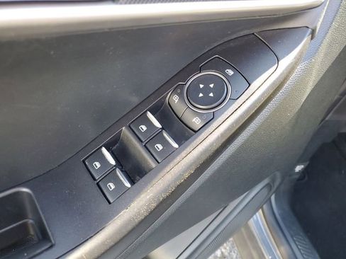 Used 2021 Ford Explorer 2WD image 9
