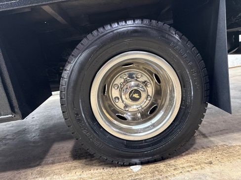 Used 2022 RAM 3500 Tradesman w/ Chrome Appearance Group AWD/4WD image 40