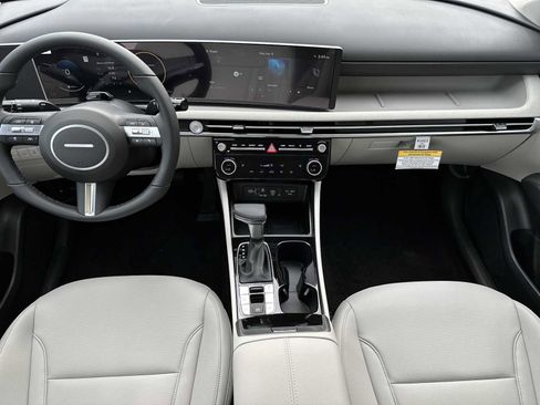 New 2026 Hyundai Tucson SEL FWD image 13