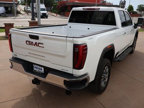 Used 2025 GMC Sierra 2500 SLT AWD/4WD image 7