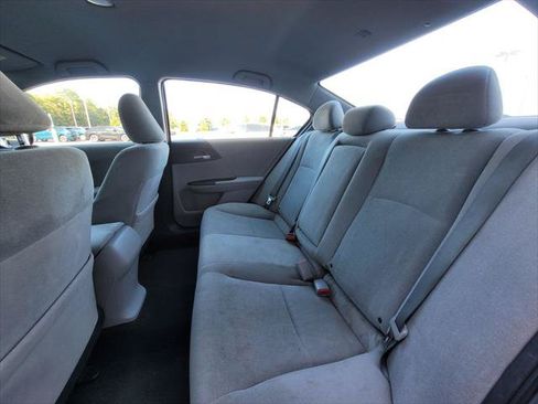 Used 2013 Honda Accord LX image 17