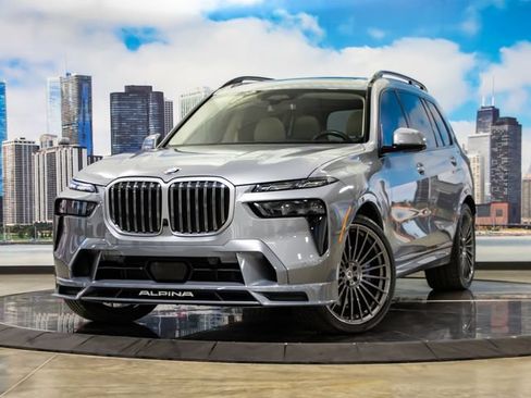 Used 2025 BMW ALPINA XB7 AWD/4WD image 2