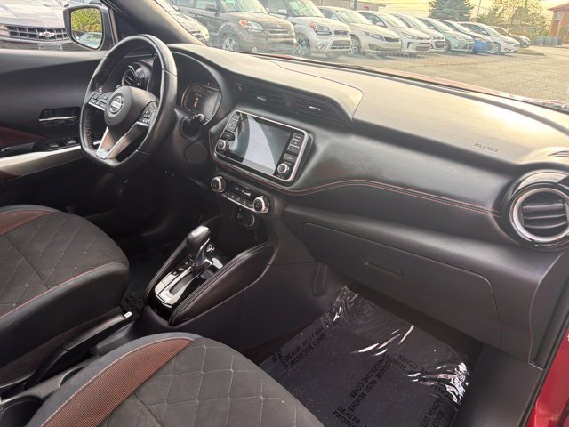 Used 2018 Nissan Kicks SR w/ Exterior Package FWD image 26