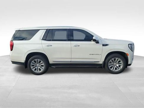 Used 2024 GMC Yukon Denali image 7