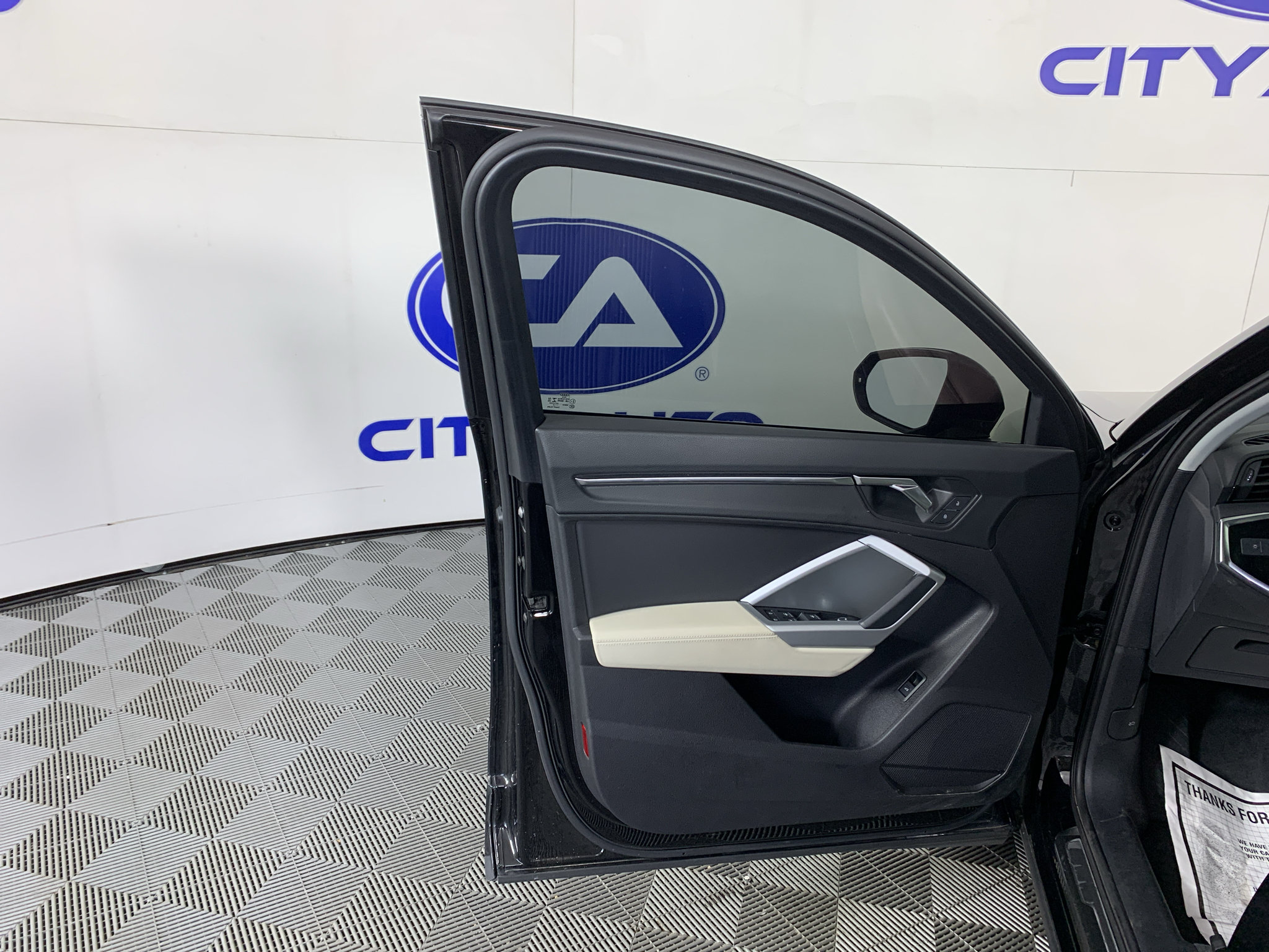 Used 2020 Audi Q3 2.0T Premium AWD/4WD image 13