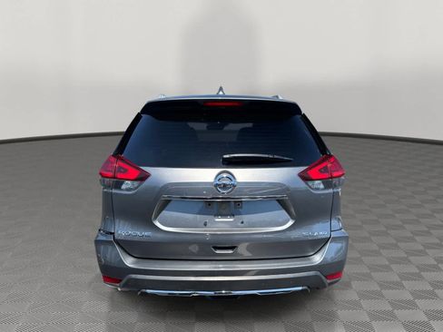 Used 2017 Nissan Rogue SL w/ SL Premium Package image 4