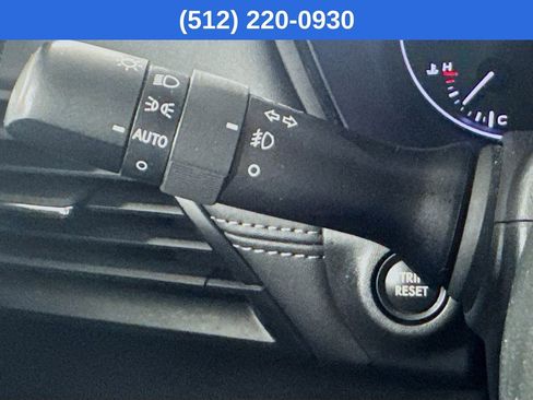 Certified 2023 Subaru Outback Premium AWD/4WD image 13