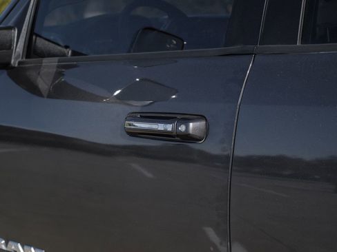 Used 2020 RAM 2500 Laramie image 35