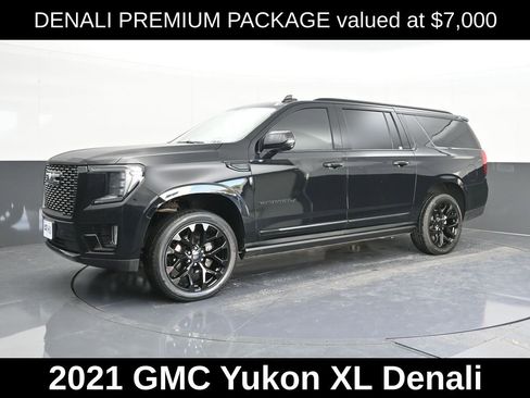 Used 2021 GMC Yukon XL Denali w/ Denali Premium Package image 2