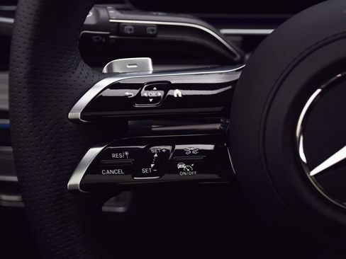 Used 2026 Mercedes-Benz GLS 450 4MATIC image 27